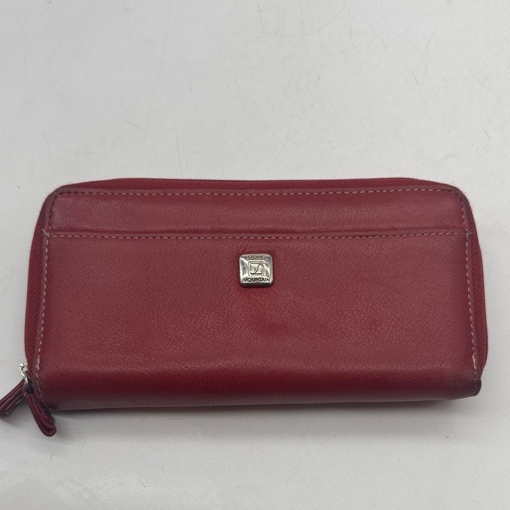 Stone Mountain Red Leather Standard Size Wallet